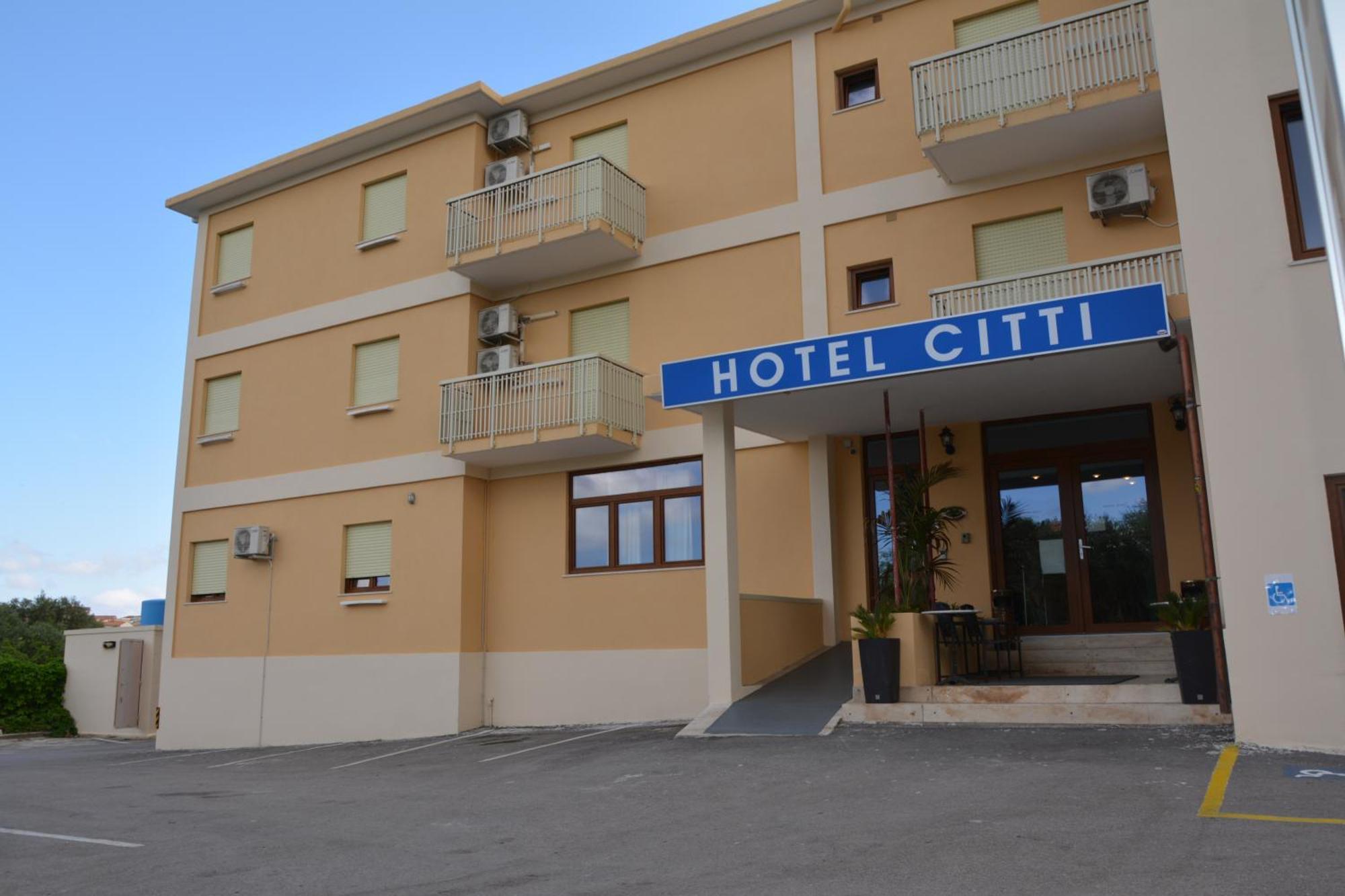 Hotel Citti Arzachena Exterior foto